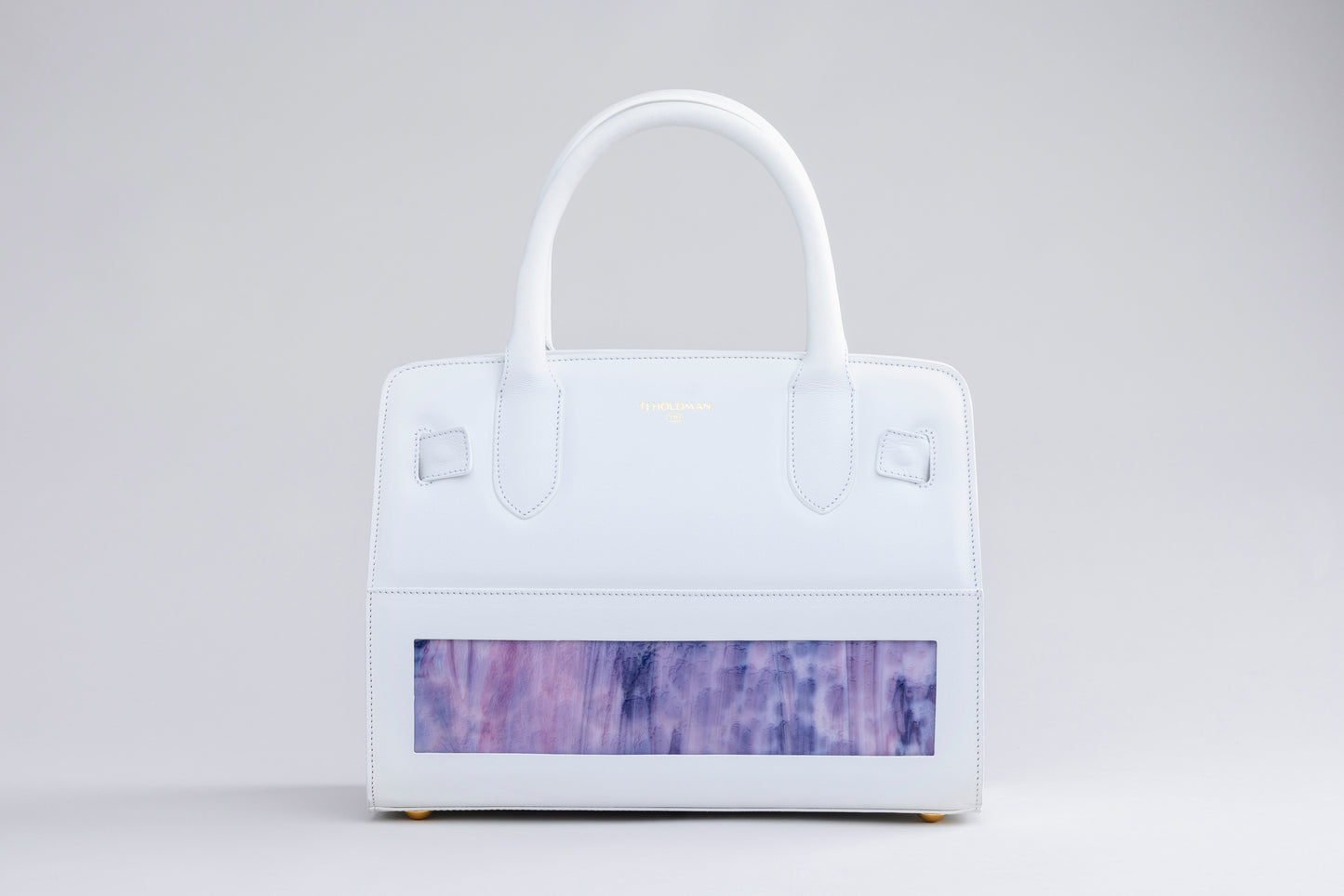 Thea — White
